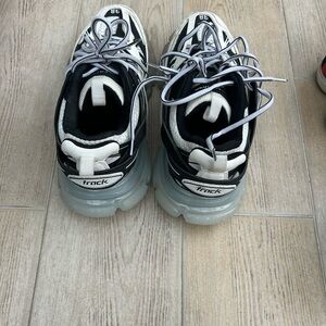 Track Chunky Balenciaga Sneakers in Black White with Translucent Soles
